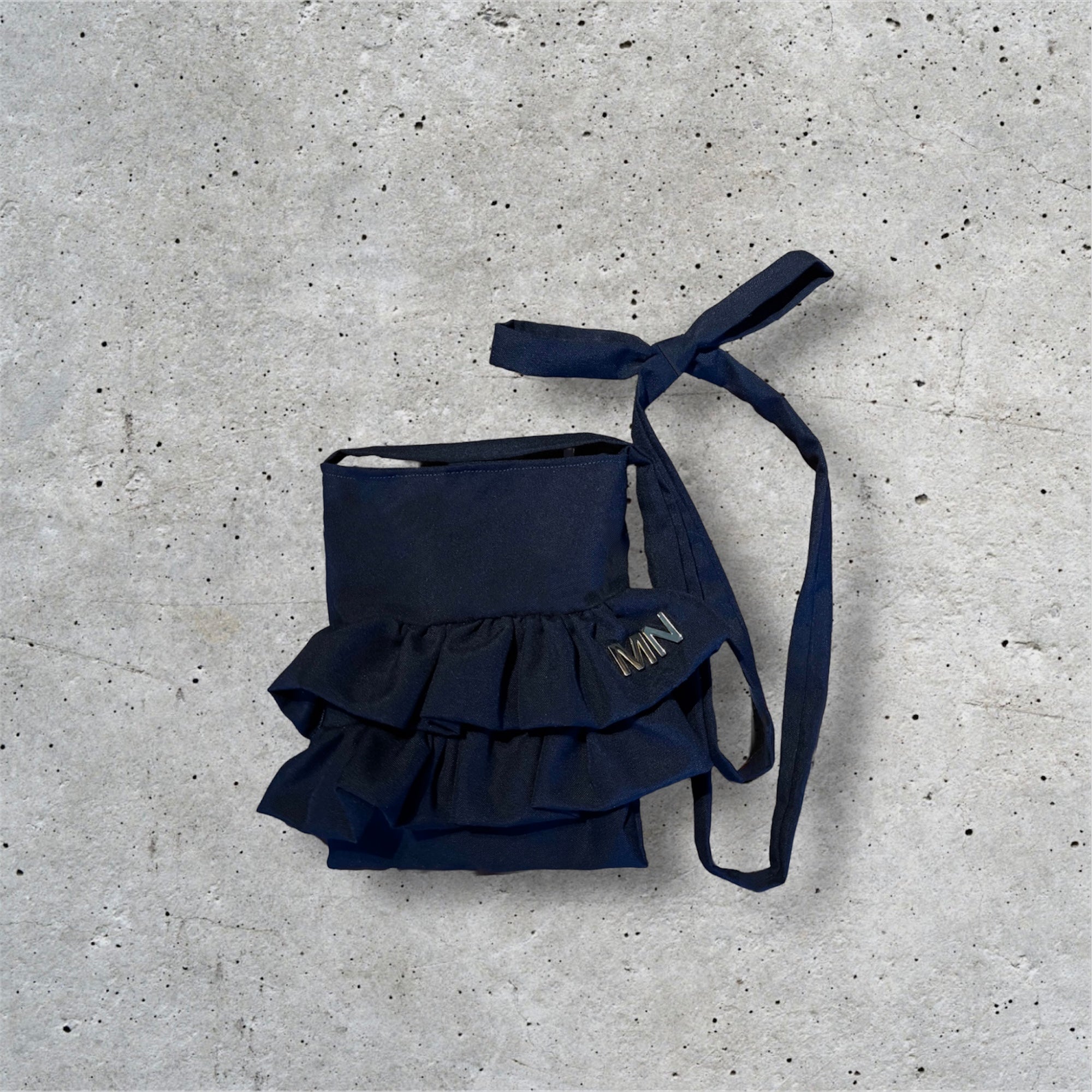 Nnea Crossbody Bow