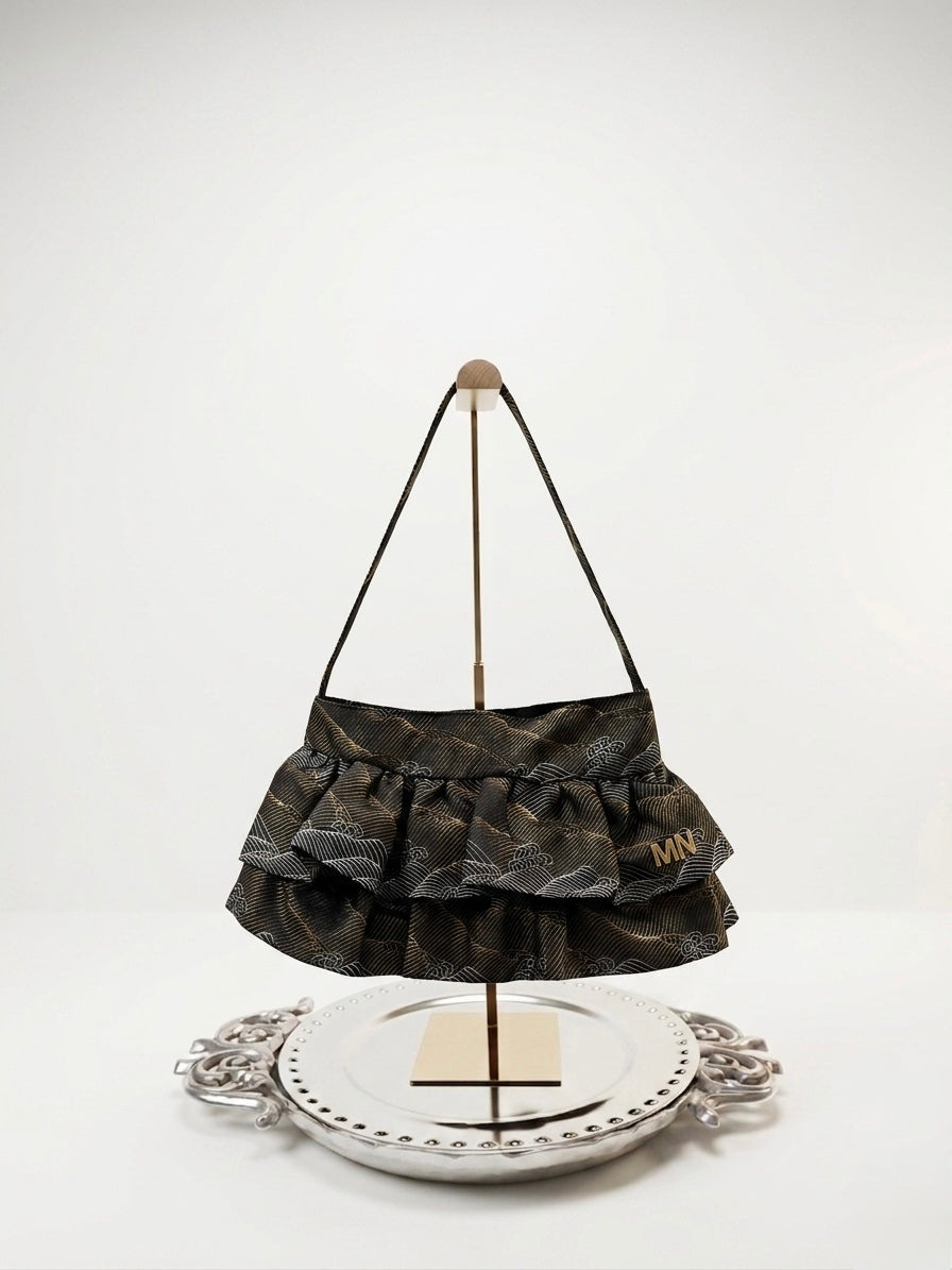 Nnea Clutch Japan